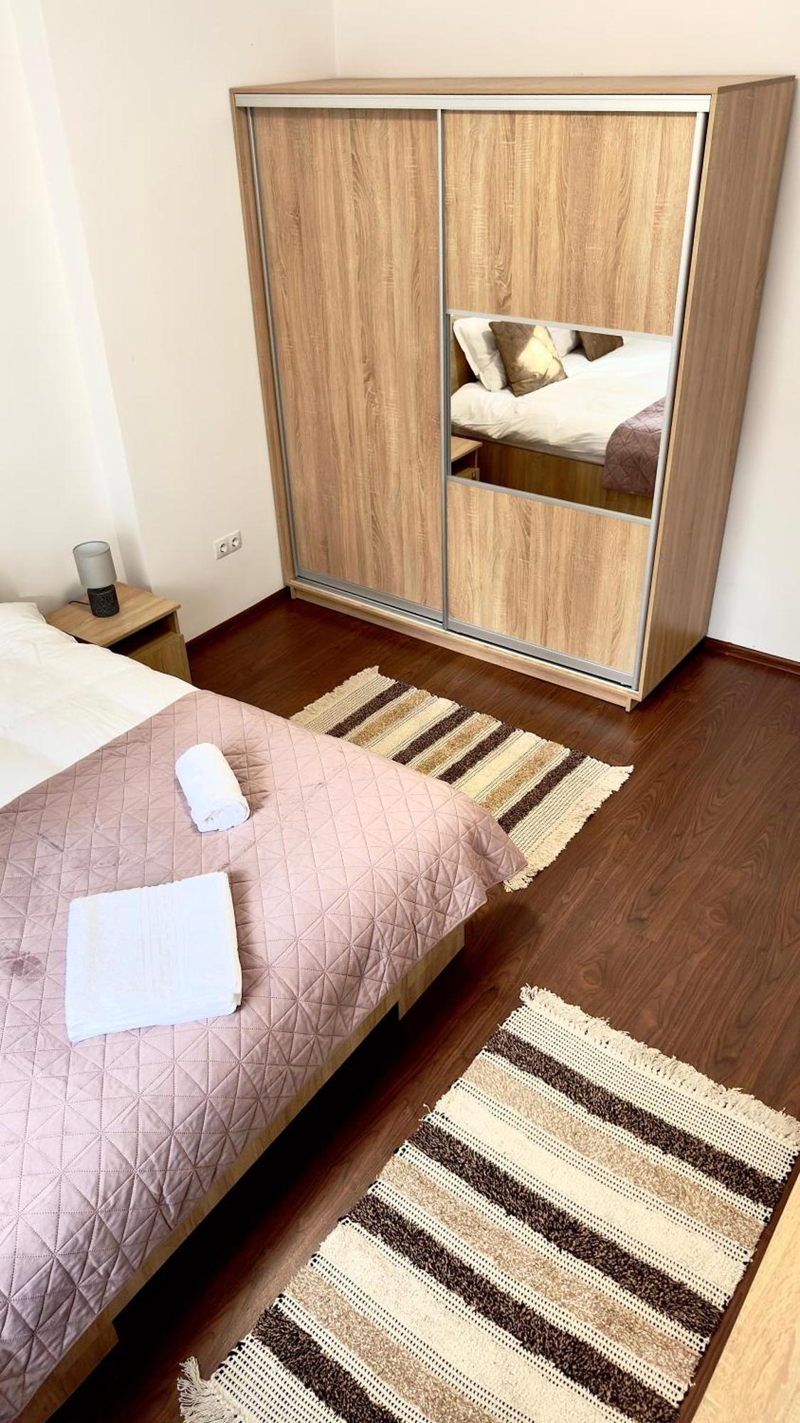 Phoenix Central Apartments Сибиу Екстериор снимка
