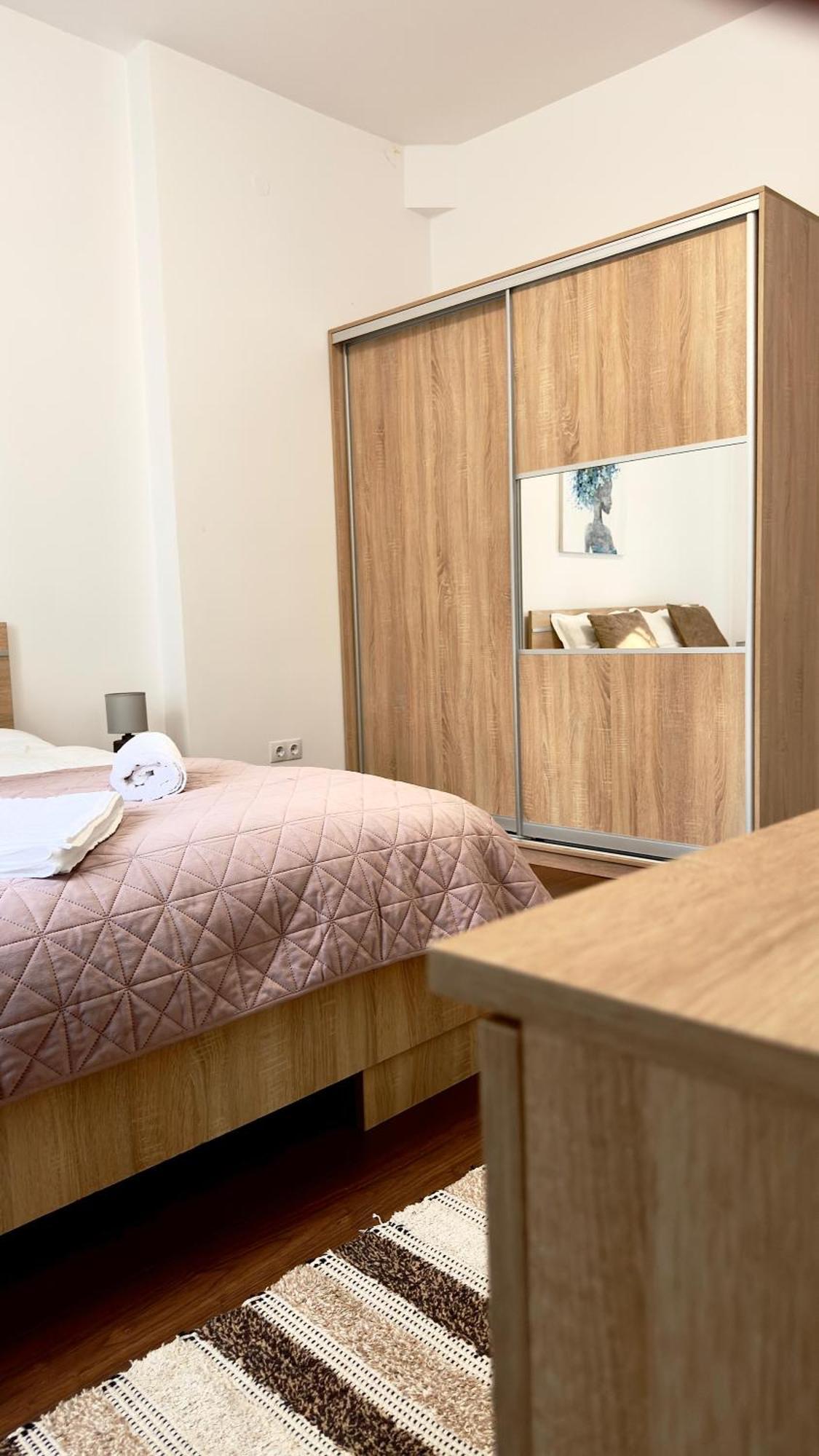 Phoenix Central Apartments Сибиу Екстериор снимка